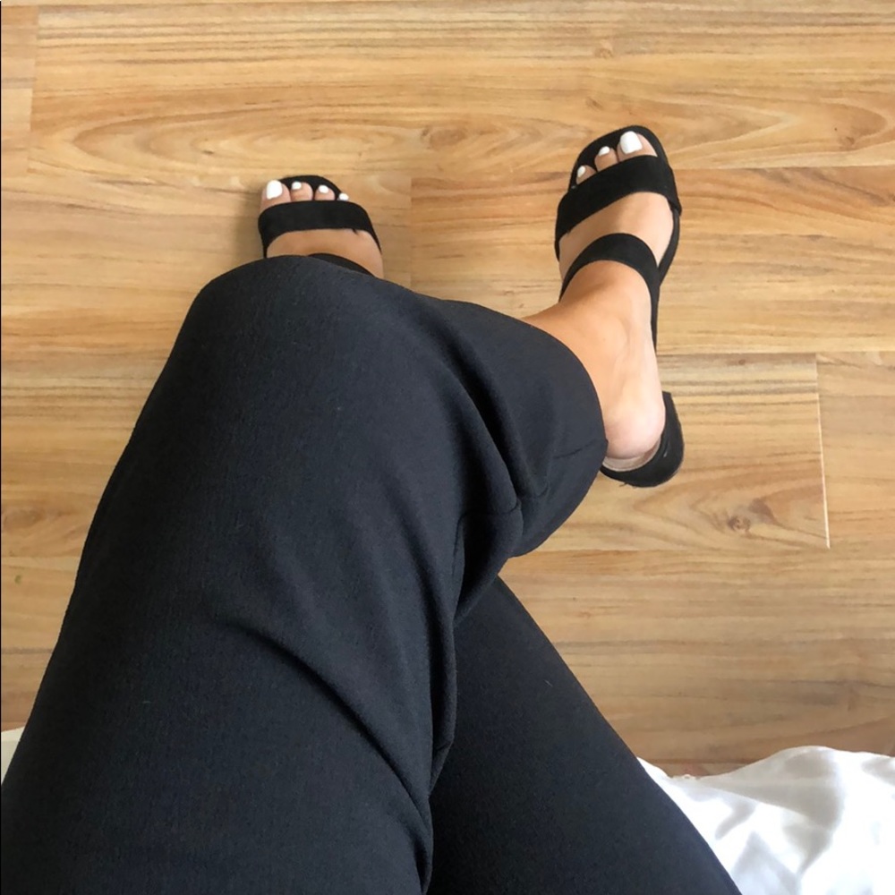 NWT H&M high waisted pleated cropped pants